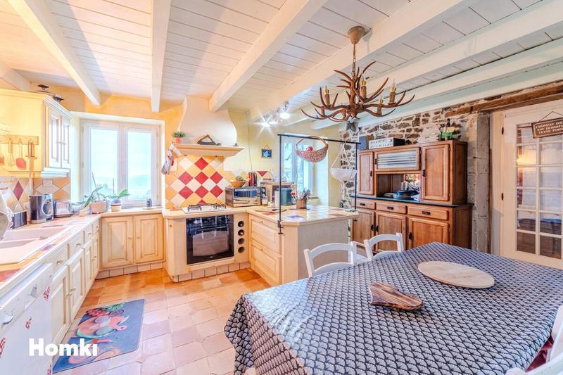 Maison en pierre - 105 m² - 5 pièces