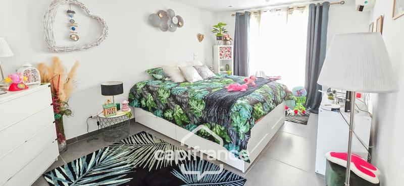 Villa - 240 m² - 7 pièces