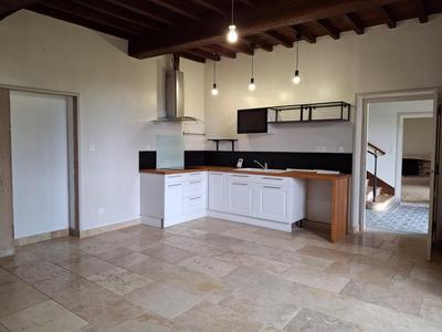 Maison - 230 m² - 5 pièces