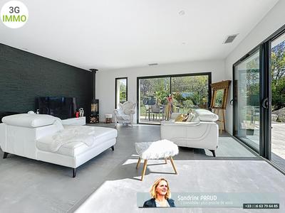 Villa - 101 m² - 3 pièces