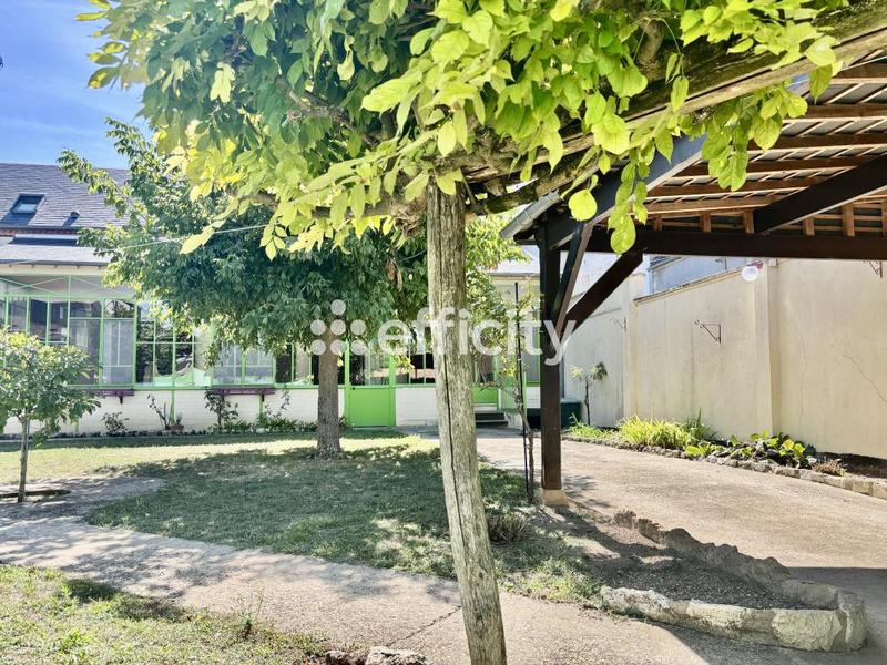 Maison - 170 m² - 6 pièces