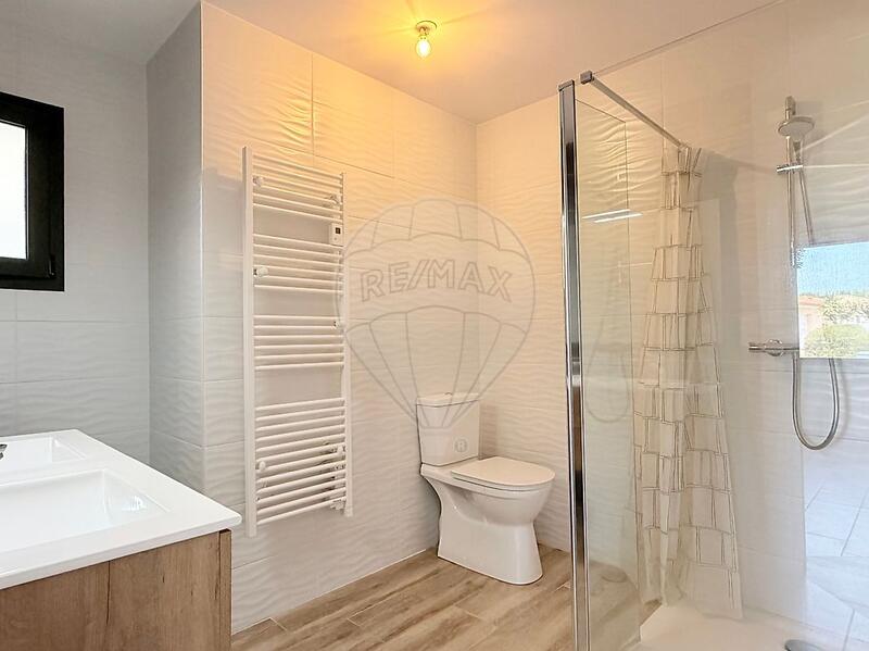 Maison - 94 m² - 4 pièces