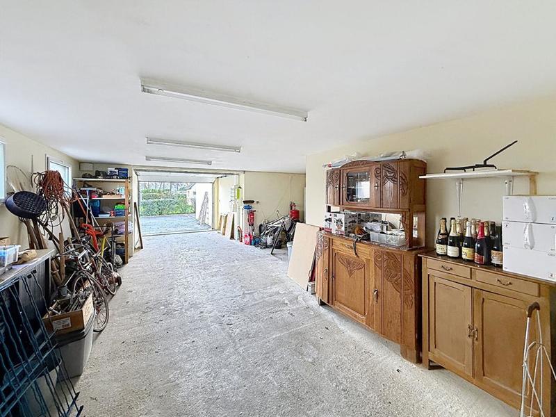 Maison - 220 m² - 7 pièces