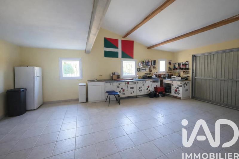 Maison - 219 m² - 6 pièces