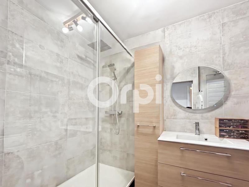 Appartement - 92 m² - 4 pièces