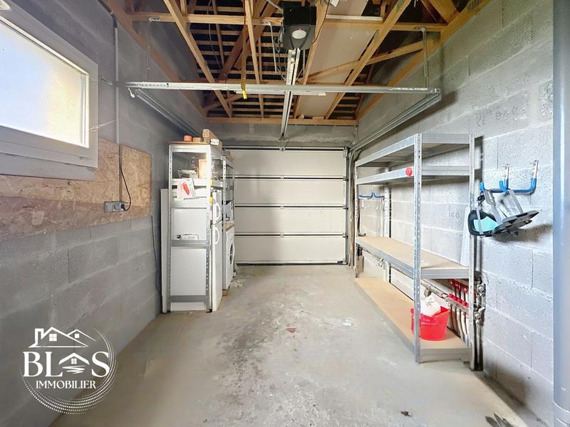 Maison traditionnelle - 99 m² - 5 pièces