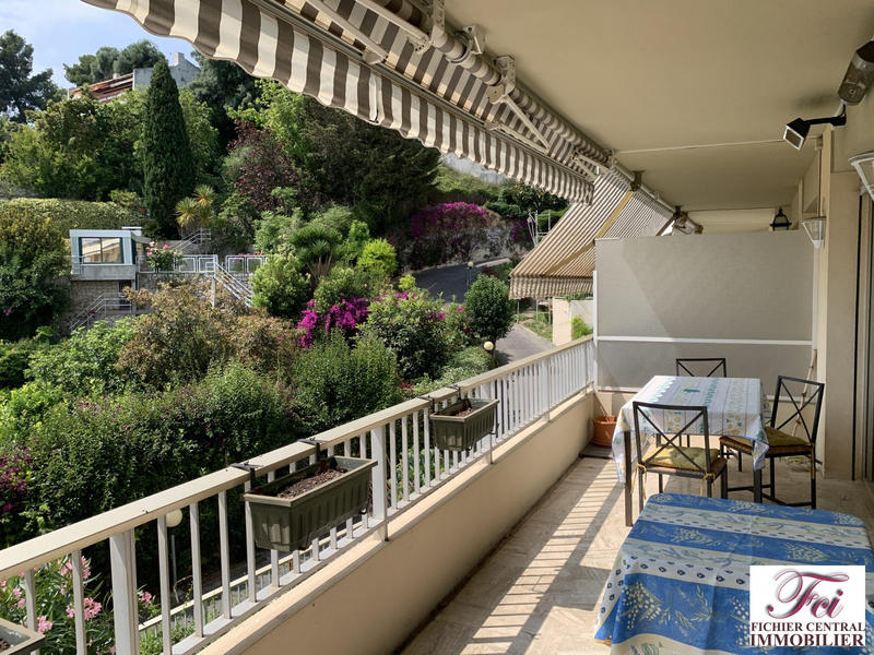 Appartement - 90 m² - 4 pièces