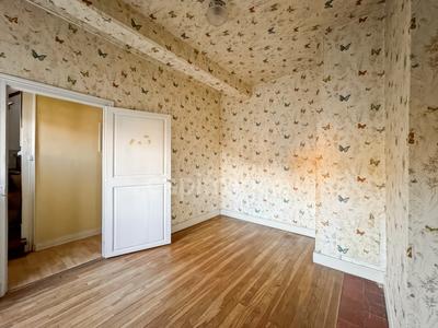 Maison de village - 100 m² - 4 pièces