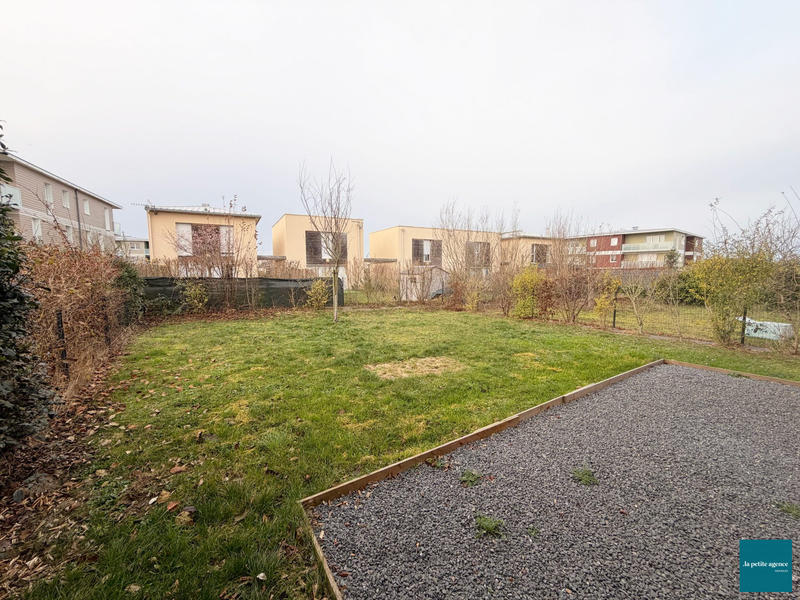 Maison contemporaine - 82 m² - 4 pièces