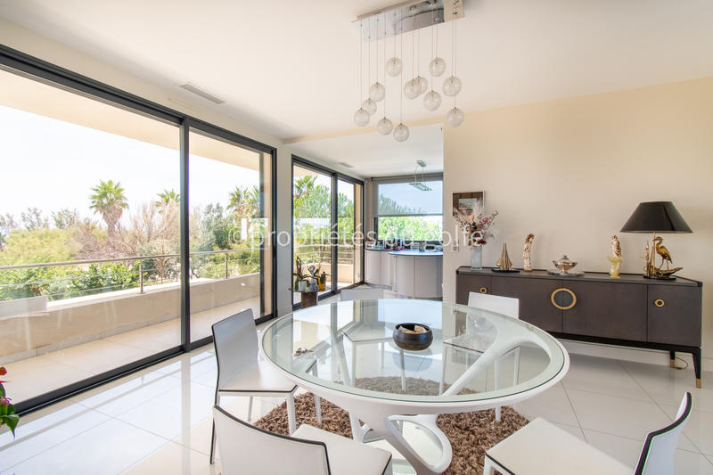 Maison - 195 m² - 6 pièces