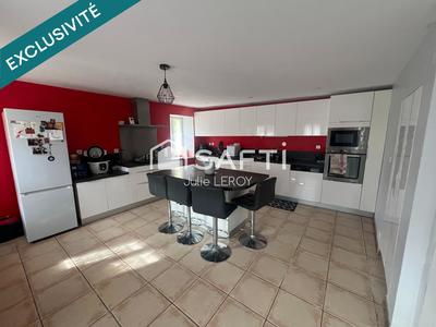 Maison - 111 m² - 5 pièces