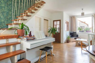 Maison - 85 m² - 5 pièces