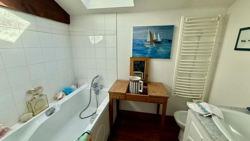 Maison ancienne - 206 m² - 6 pièces