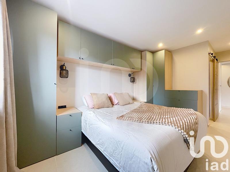 Duplex - 93 m² - 5 pièces