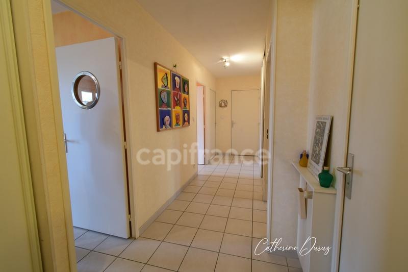 Appartement - 131 m² - 6 pièces