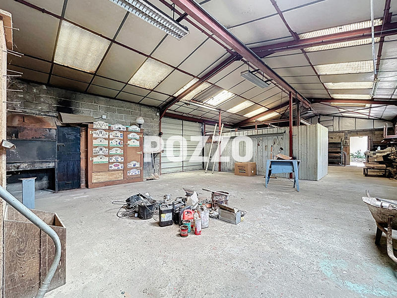 Maison - 220 m² - 8 pièces