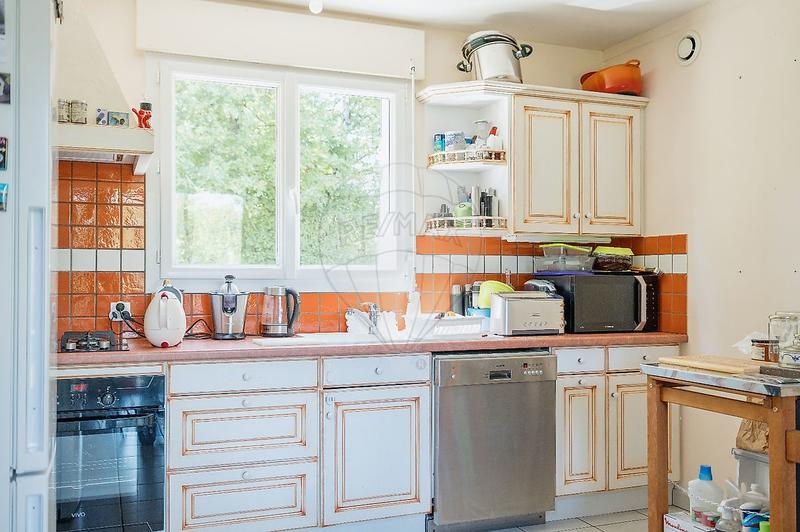 Maison - 107 m² - 7 pièces