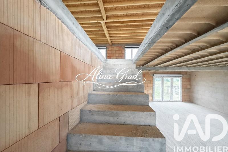 Maison - 142 m² - 5 pièces