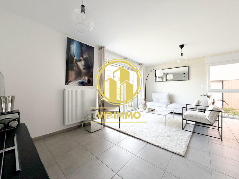 Maison - 85 m² - 5 pièces