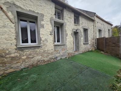 Maison - 100 m² - 2 pièces
