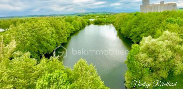 Terrain de loisirs - 24 437 m²