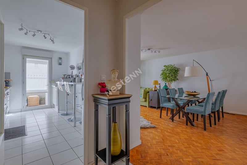 Appartement - 81 m² - 3 pièces