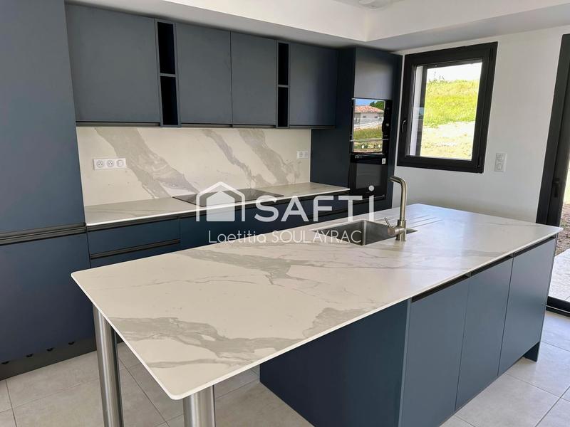 Maison - 110 m² - 5 pièces