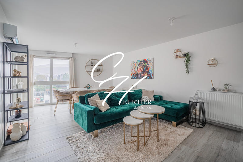 Appartement - 83 m² - 4 pièces