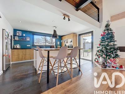 Maison - 162 m² - 6 pièces