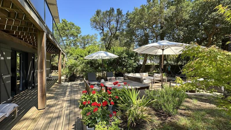 Maison contemporaine - 200 m² - 8 pièces