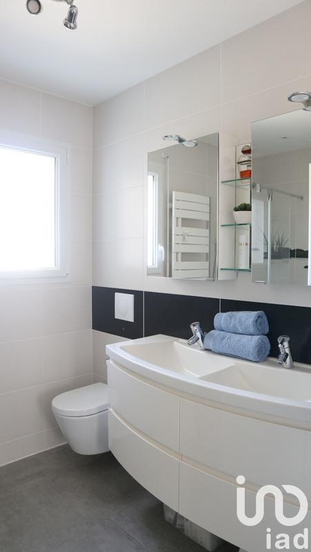 Maison - 92 m² - 4 pièces