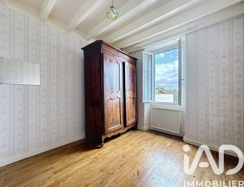 Maison - 180 m² - 8 pièces