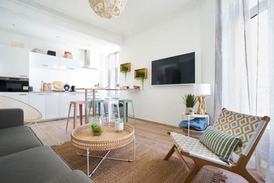 Appartement - 90 m² - 6 pièces