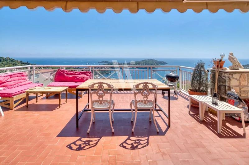 Appartement - 138 m² - 4 pièces