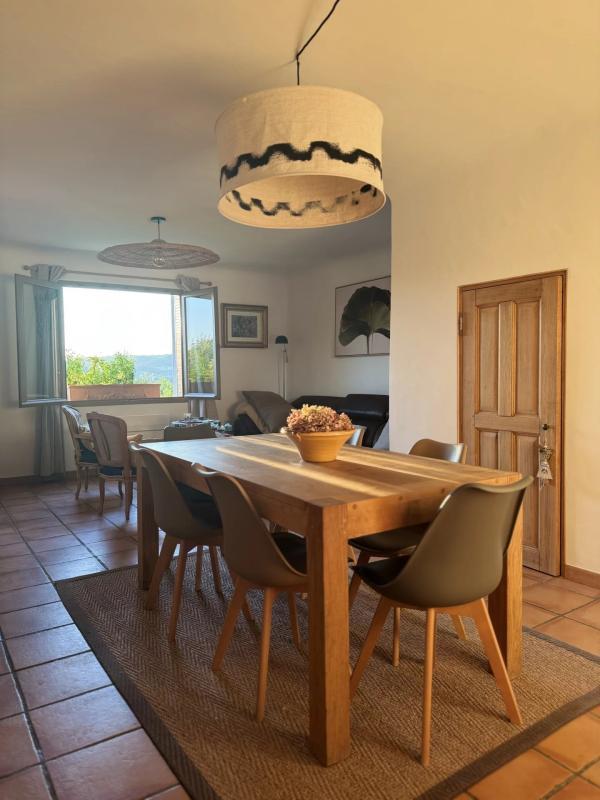 Maison de village - 95 m² - 3 pièces