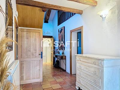 Maison - 140 m² - 5 pièces