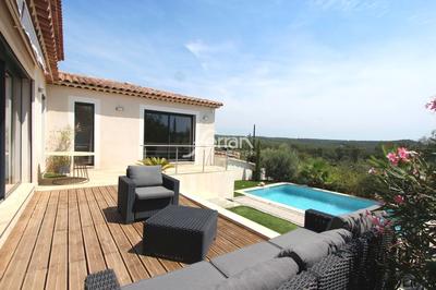 Villa - 152 m² - 4 pièces
