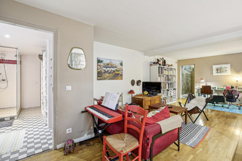 Appartement - 96 m² - 6 pièces