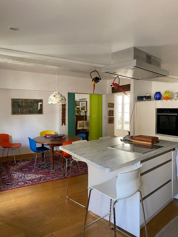 Maison - 250 m² - 5 pièces