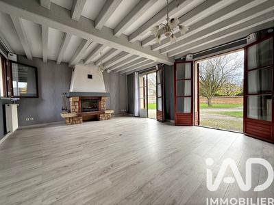 Maison - 198 m² - 8 pièces