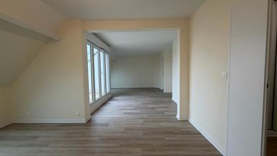 Appartement - 95 m² - 4 pièces