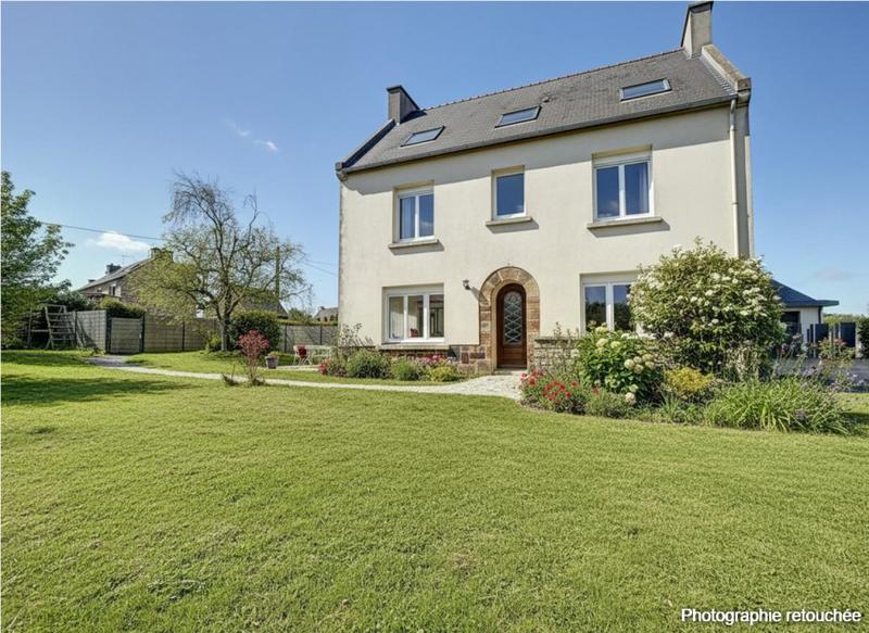 Maison - 160 m² - 8 pièces