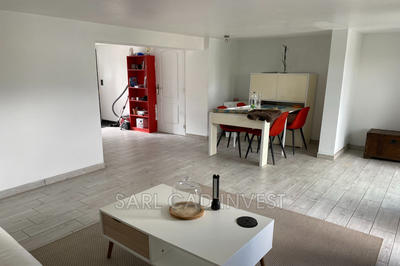 Maison - 140 m² - 7 pièces