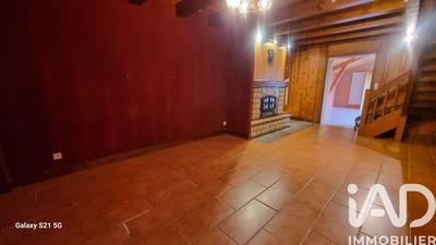 Maison - 202 m² - 5 pièces