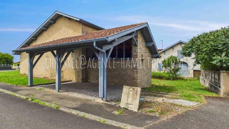 Maison - 559 m² - 15 pièces