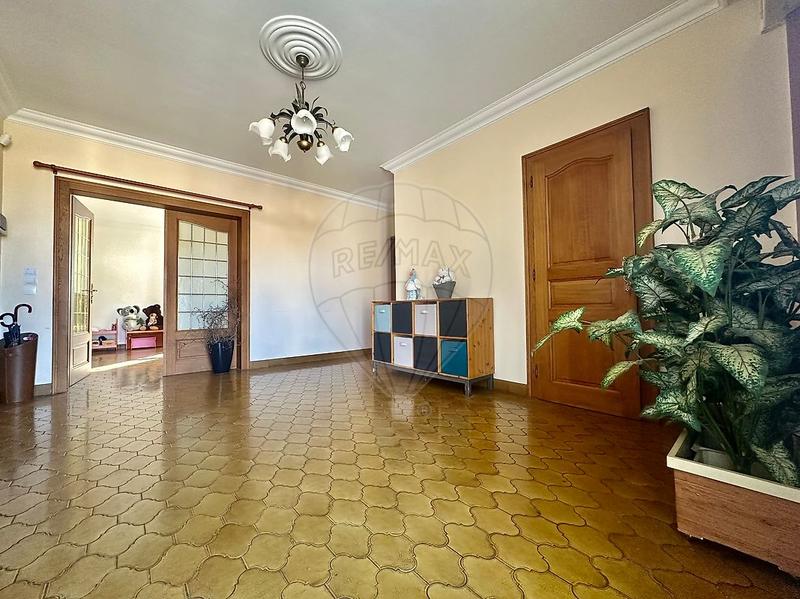 Maison - 207 m² - 7 pièces