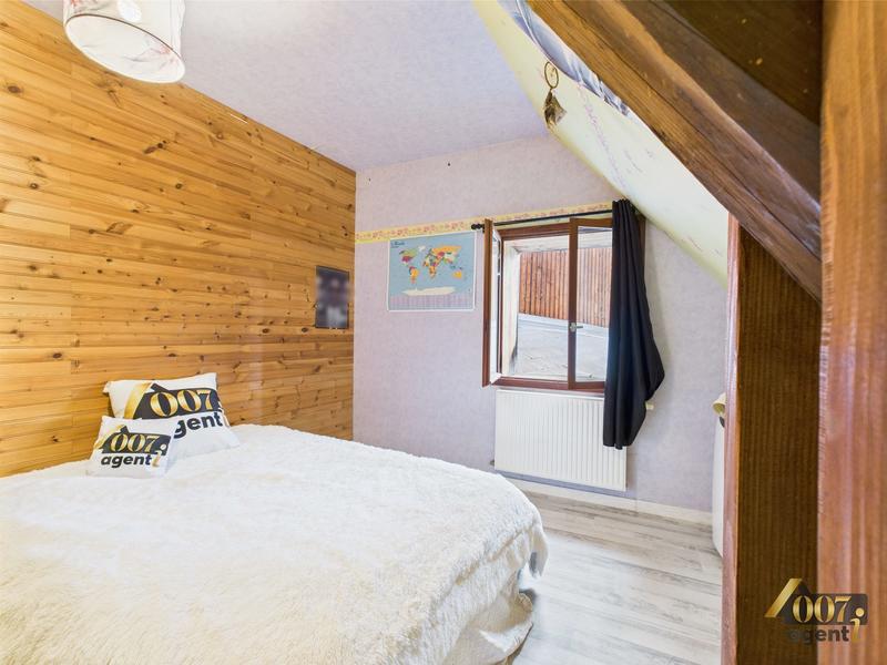 Maison - 140 m² - 6 pièces