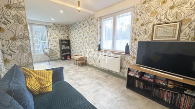 Maison - 88 m² - 7 pièces