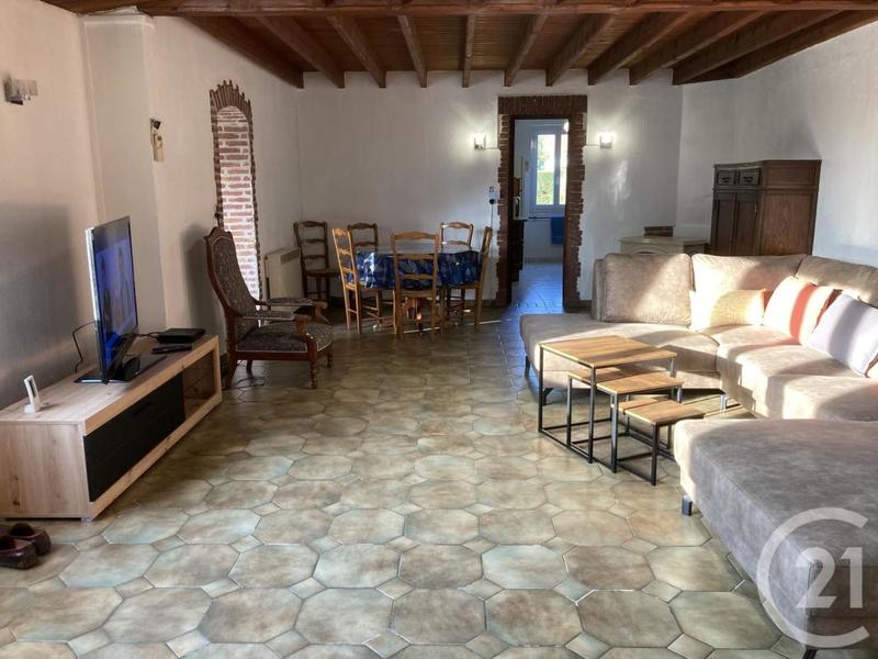 Maison - 210 m² - 11 pièces