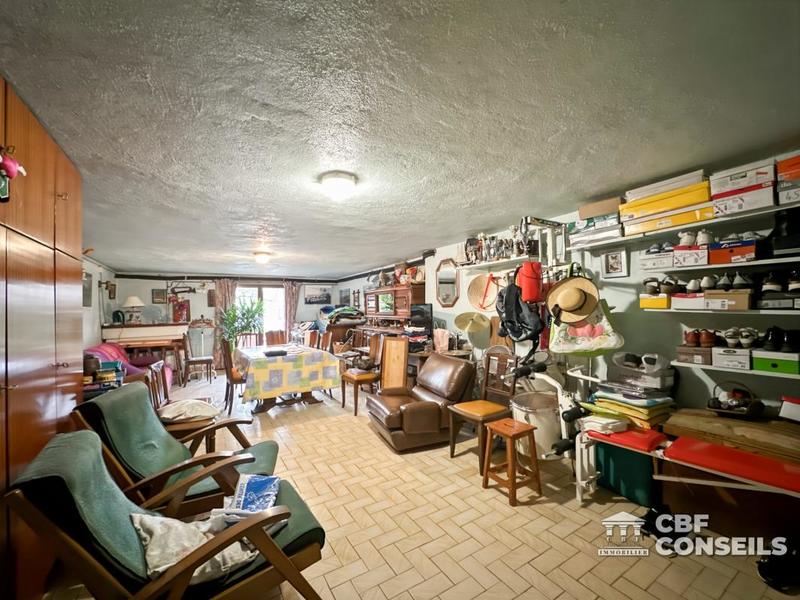 Maison - 200 m² - 6 pièces